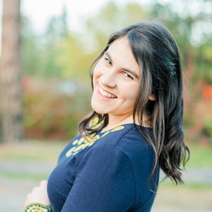 Meet your Posher, Lena